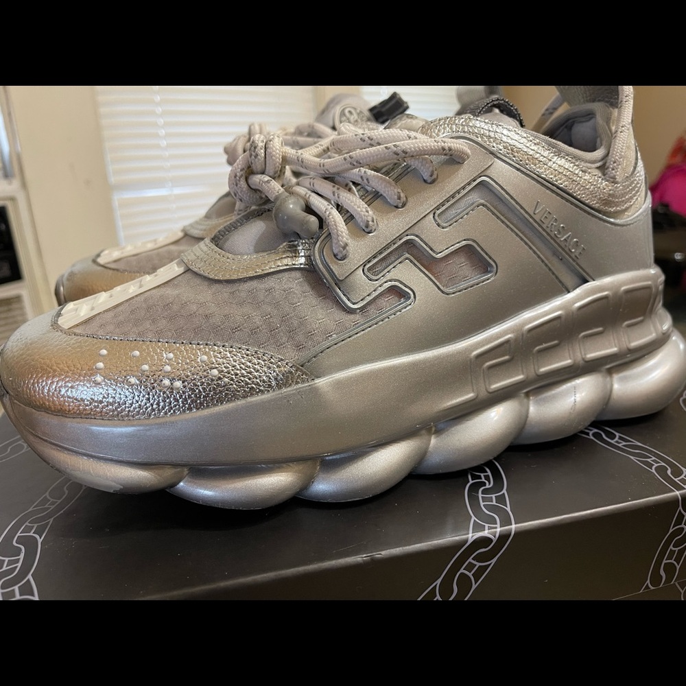 Versace chain reaction Size 42